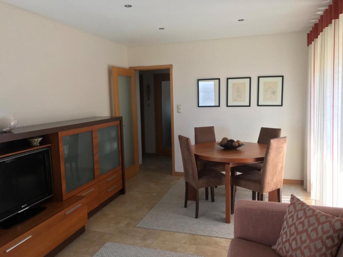 Beachfront Apartment With Sea View Azurara المظهر الخارجي الصورة