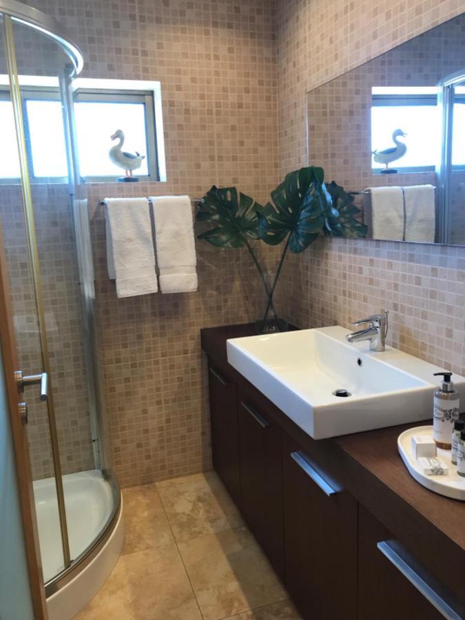 Beachfront Apartment With Sea View Azurara المظهر الخارجي الصورة